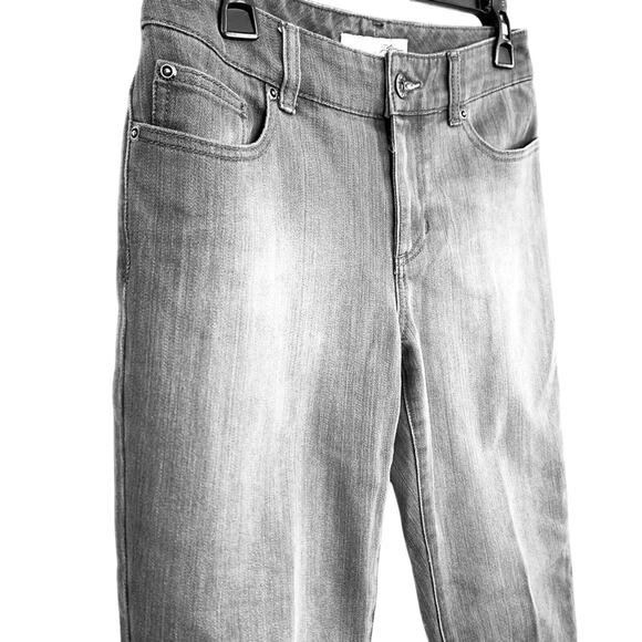 Chicos Platinum Gray Womens Stretch Mid Rise Ultimate Straight Leg Jeans 00R / 2 - Picture 3 of 16